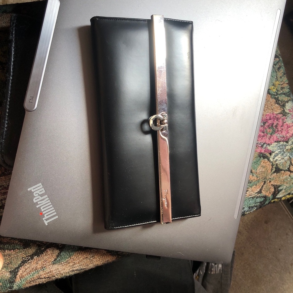 Salvatore Ferragamo Black Leather Card Slot Phone Case - Picture 3 of 3